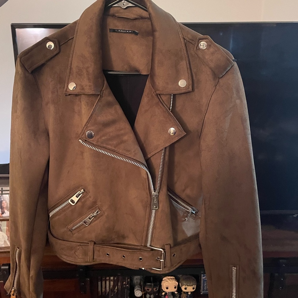 Tahari size medium brown suede jacket